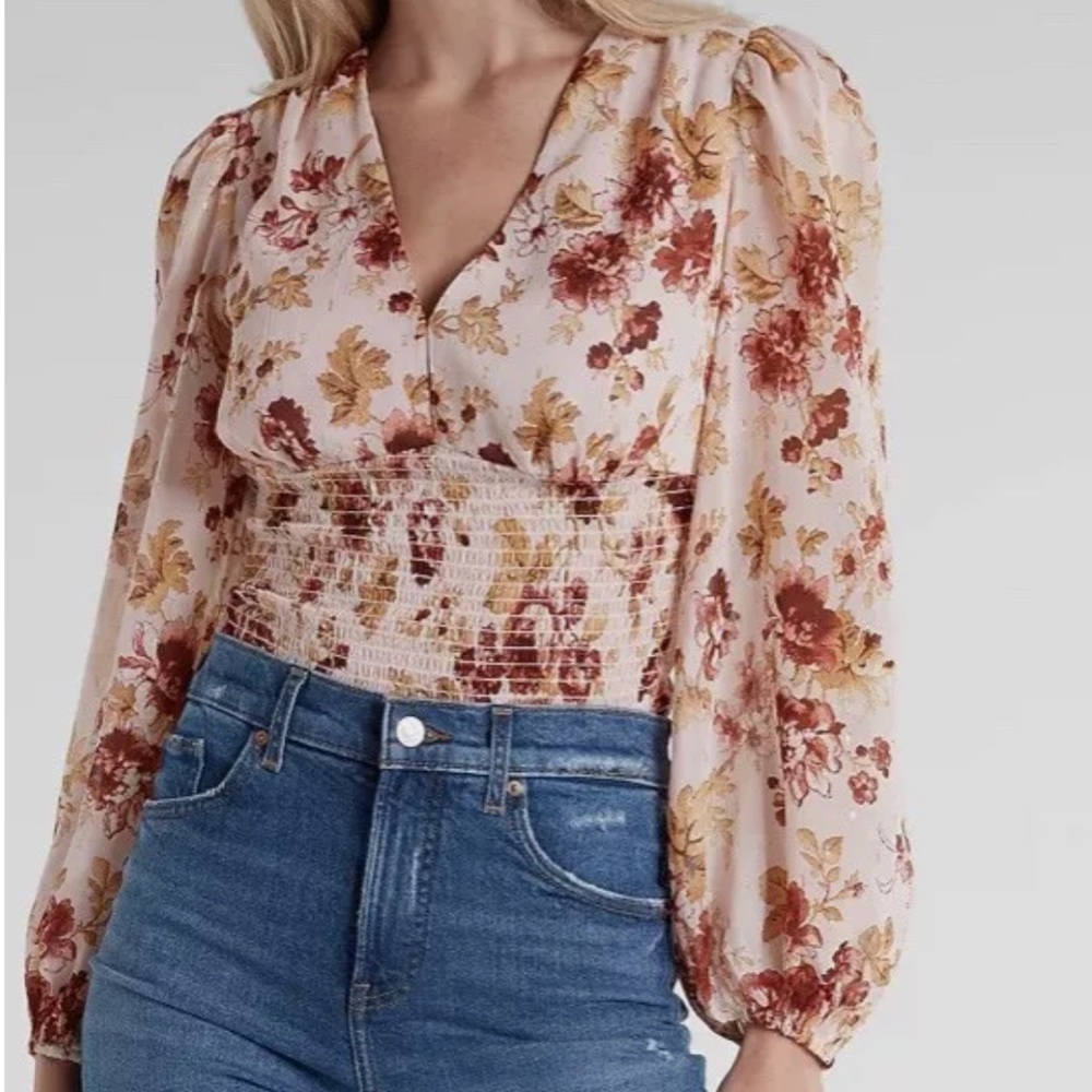 NWT Express Floral V-Neck Smock Waist Top